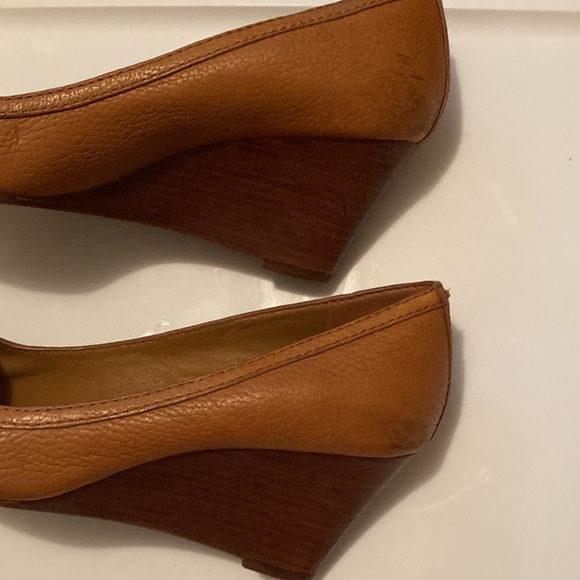 Tory Burch Amanda Wedge Pip Toe Shoes - Picture 4 of 11